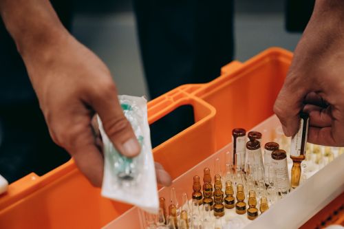 Healthcare & Pharmaceuticals — Devices & Equipment